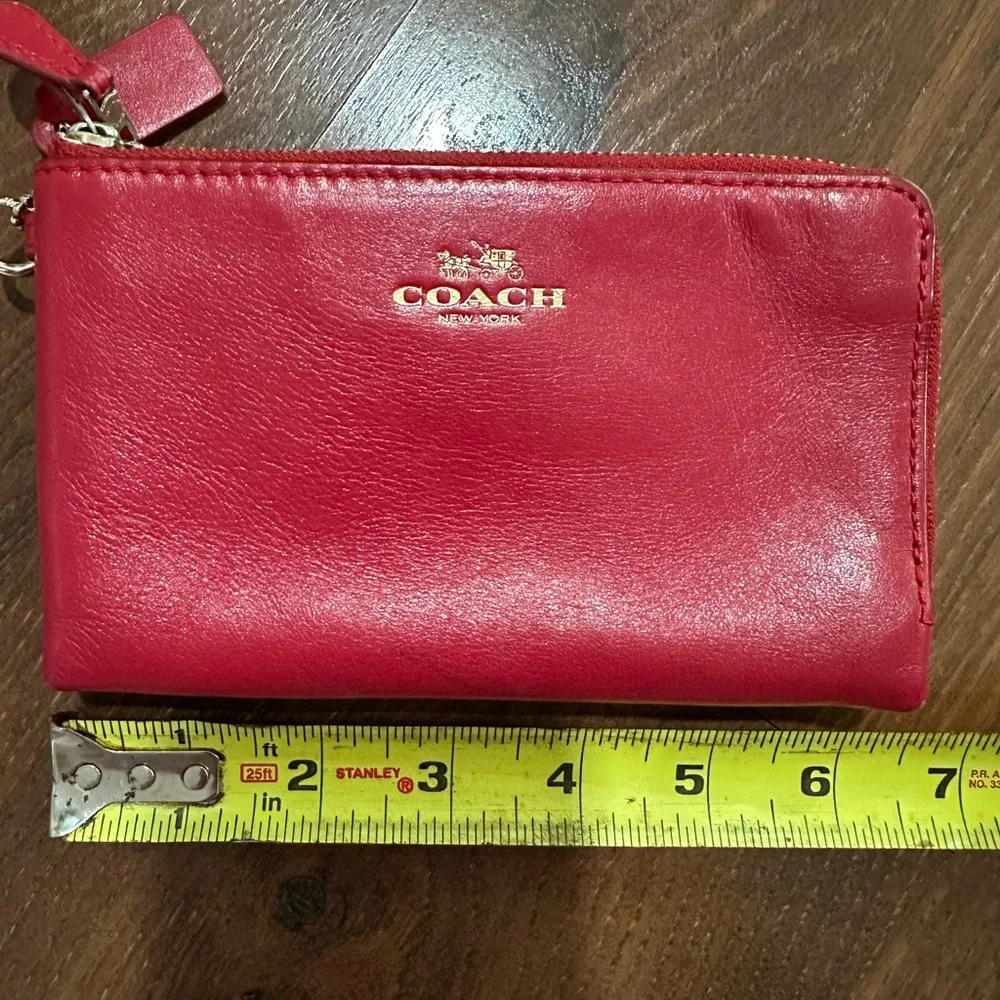 COACH Double Zip wallet clutch Red Currant color - Picture 9 of 10